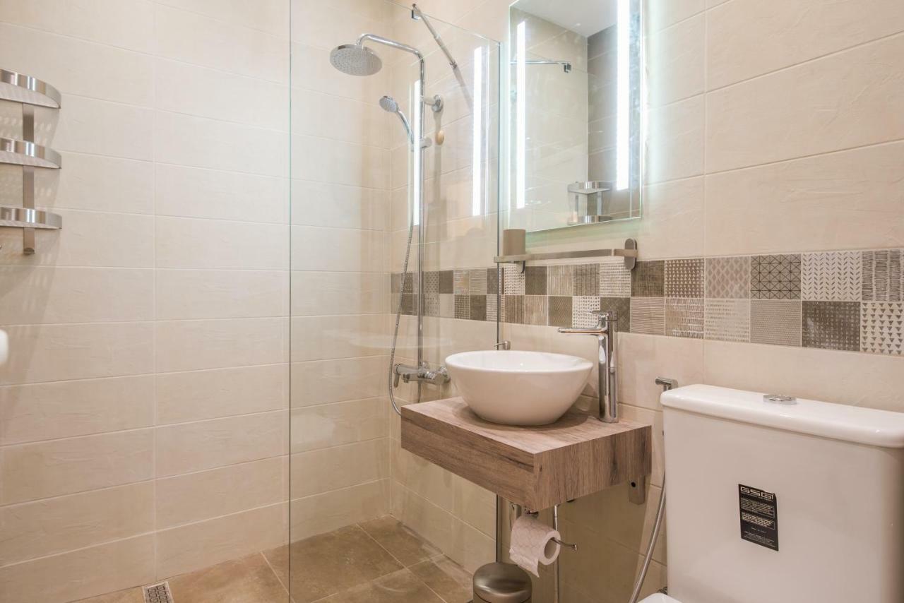 Apartemen Designer & Luxurious, Business, One Bedroom In By Flat Mаnager